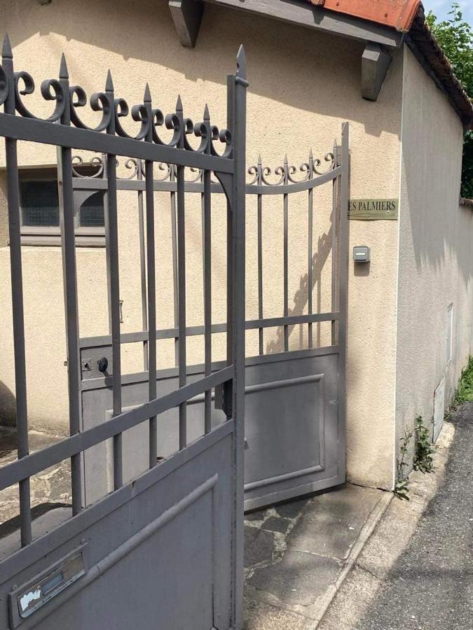 Les Palmiers Apartment Millau Exterior photo